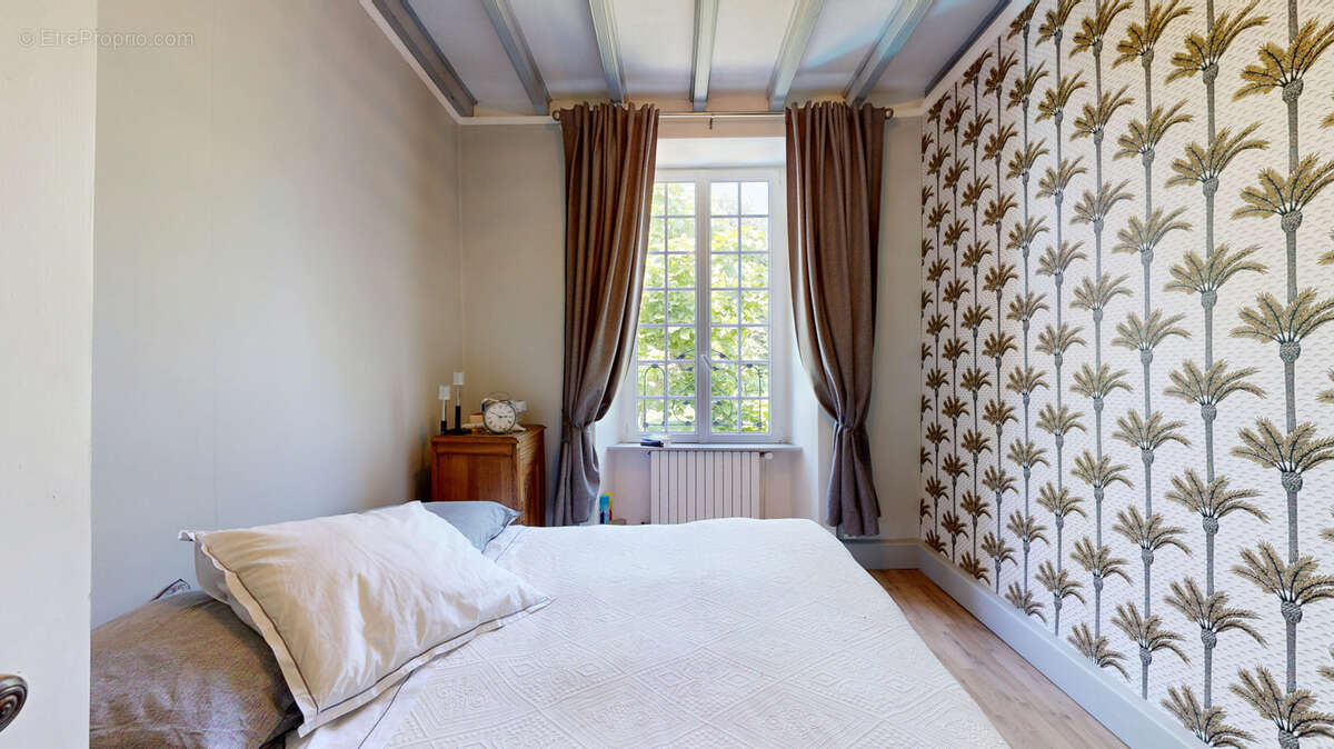 Propriété de caractère du XVIIIᵉ siècle avec maison et dépendances - photo 15