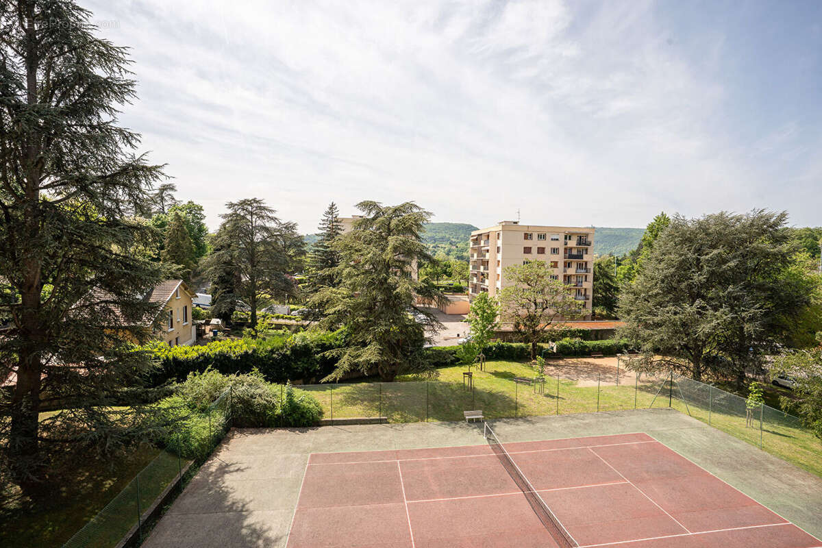Appartement à FONTAINES-SUR-SAONE