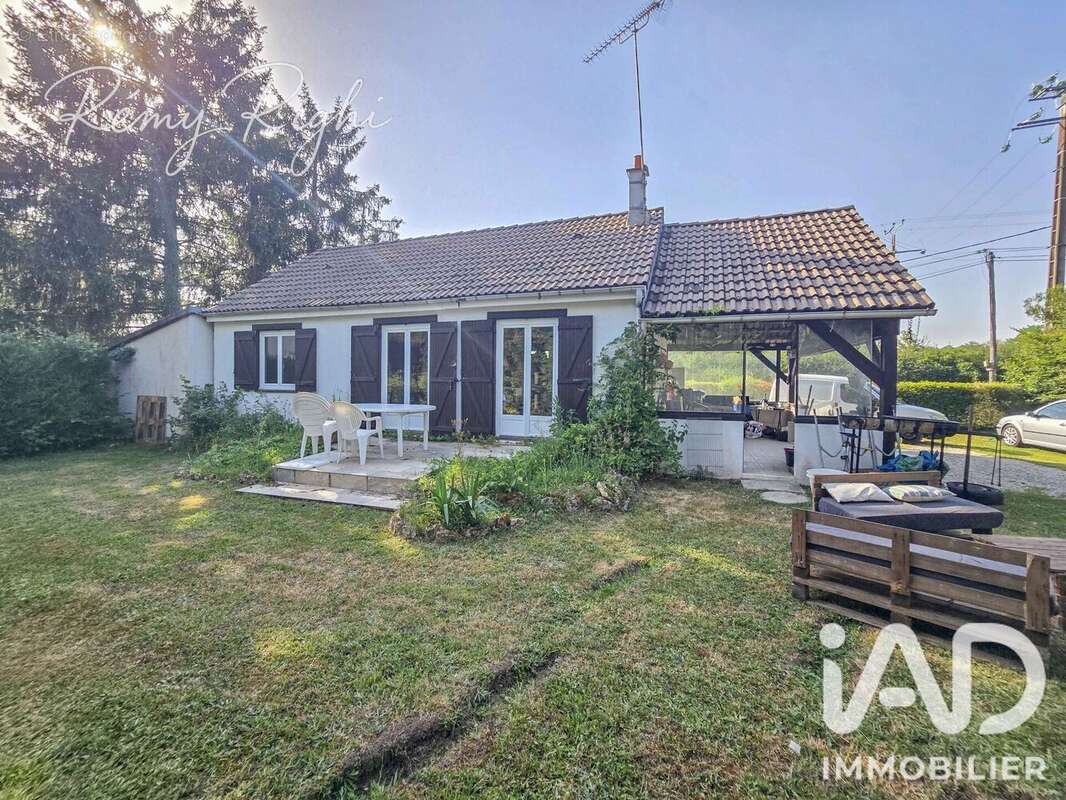 Photo 2 - Maison à CHEVILLON-SUR-HUILLARD