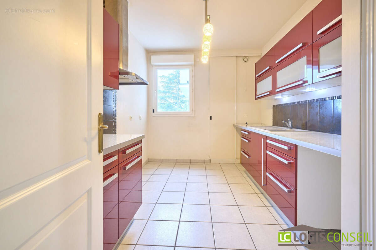 Appartement à CHATILLON