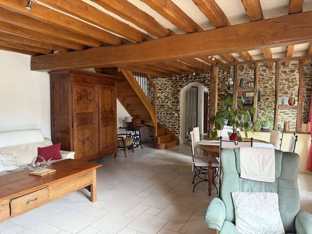 Maison à VENOY