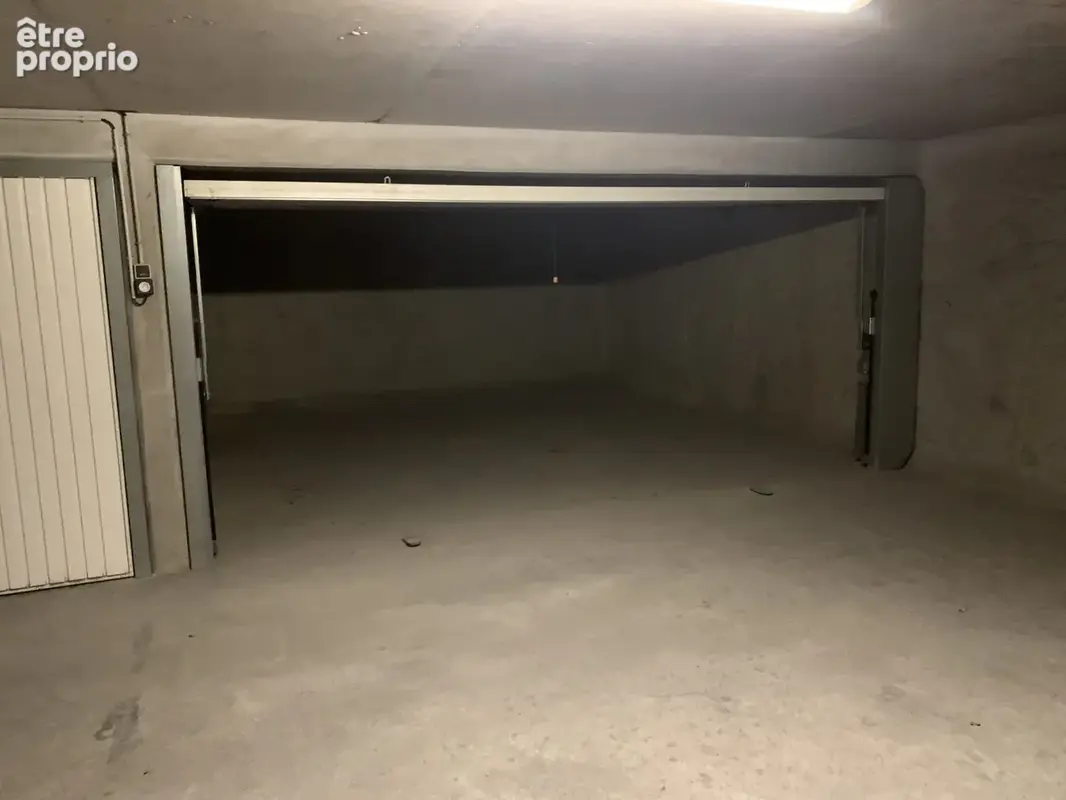 Parking à ANTIBES