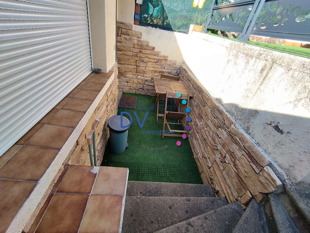 Maison à SAINT-JUST-D&#039;AVRAY