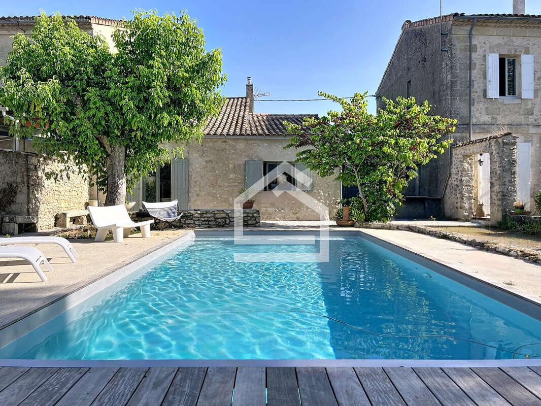 Maison à SAINT-LAURENT-MEDOC
