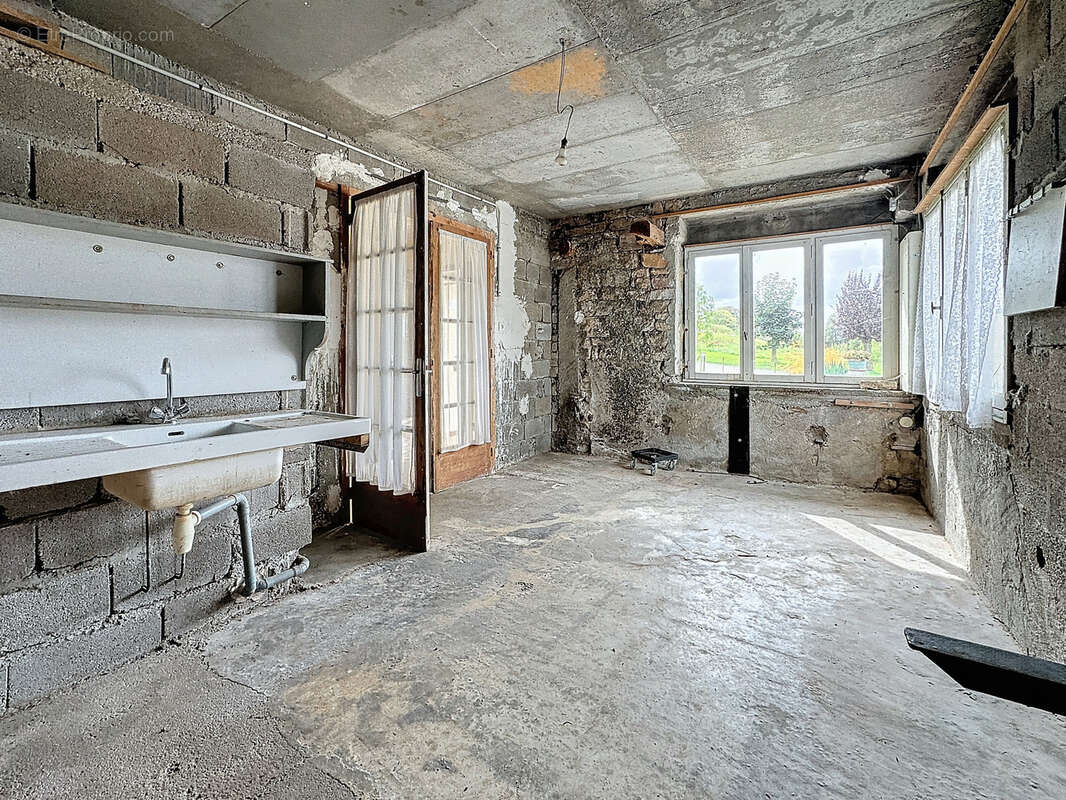 Maison à THIRAUCOURT