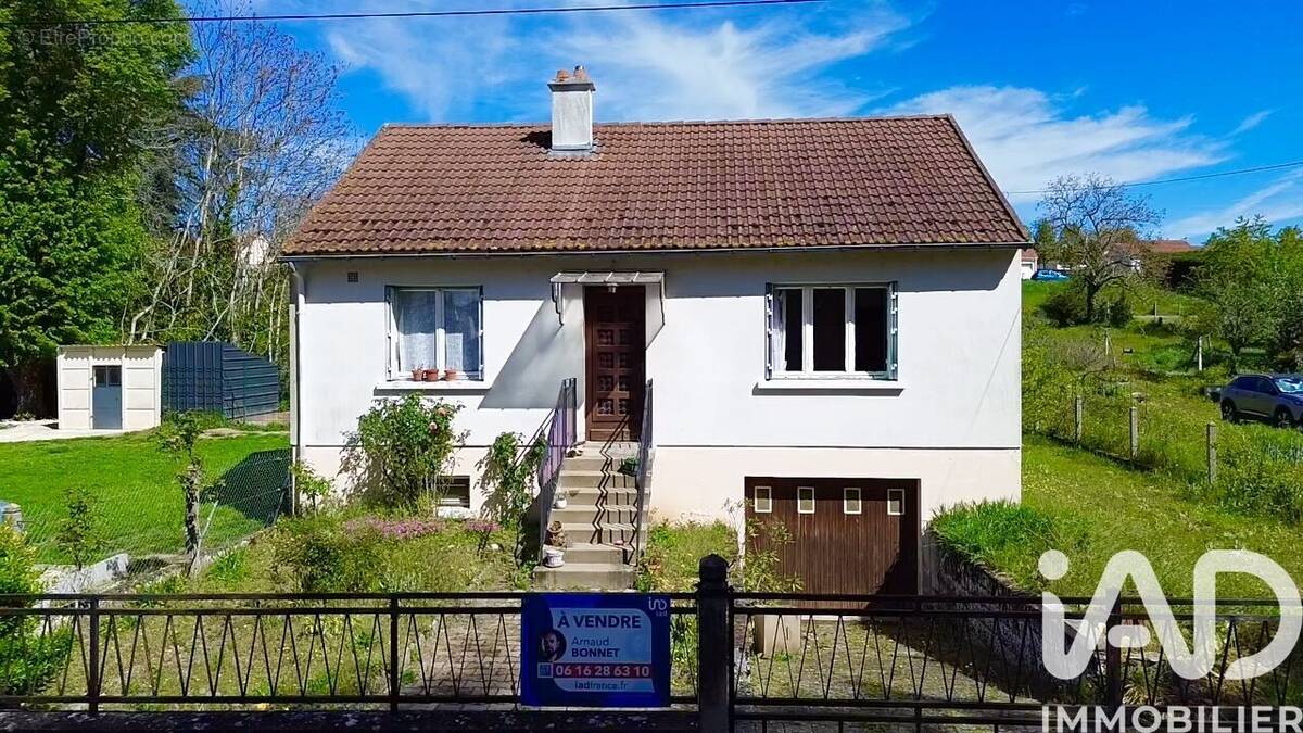 Photo 1 - Maison à SAINT-GAULTIER