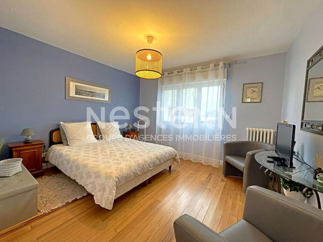 Maison de plain pied 5 pièces à vendre à Cernay-lès-Reims - Calme et Confort - photo 5