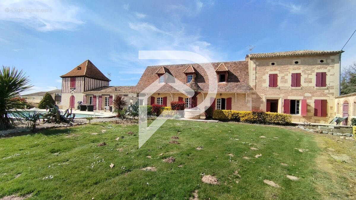 Maison à LAMONZIE-SAINT-MARTIN