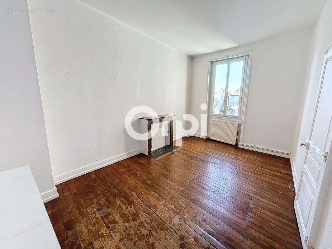 Appartement à BRIVE-LA-GAILLARDE