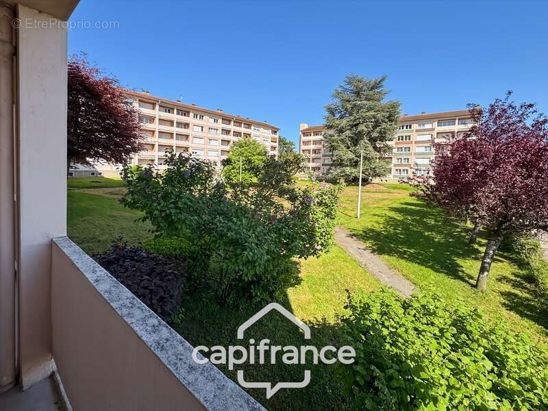 Appartement à CHATENOY-LE-ROYAL