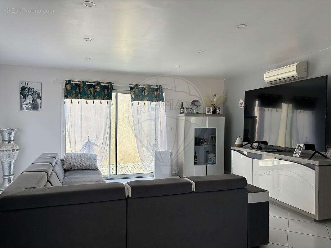 Maison à SAINT-SULPICE-DE-ROYAN