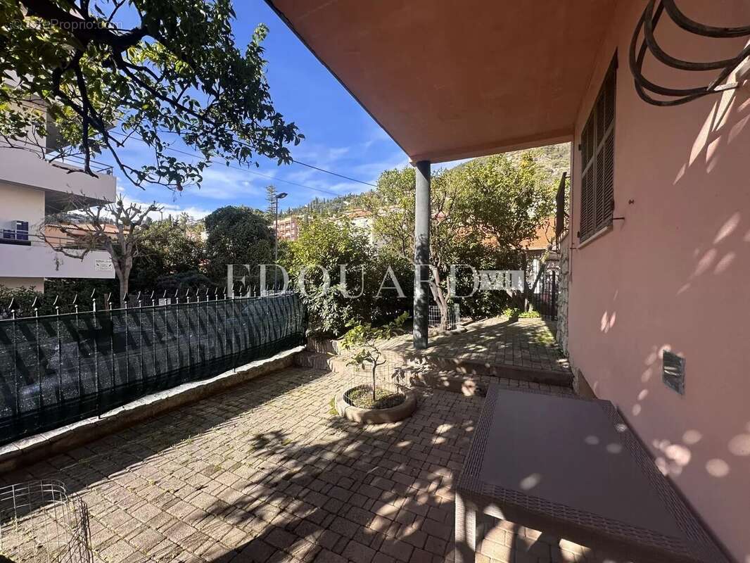 Appartement à MENTON