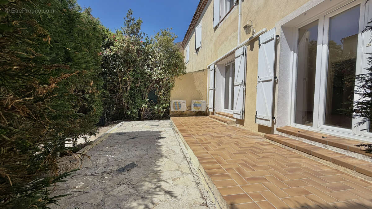 Maison 4 pièces   100 m2   3 chambres   Garage - photo 4