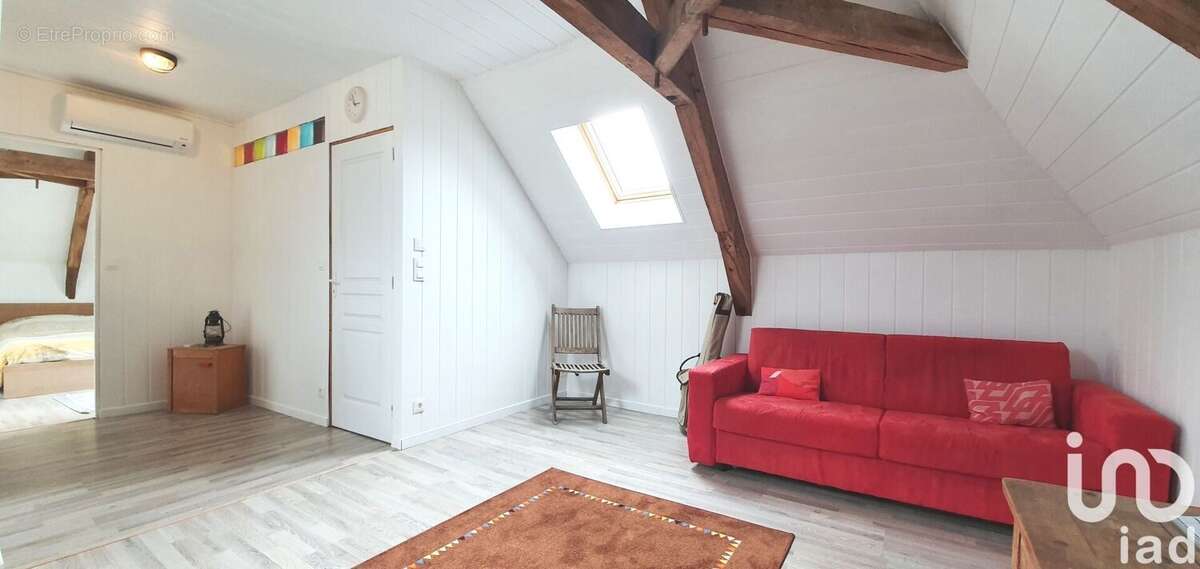 Photo 9 - Maison à SAINT-GERMAIN-LES-VERGNES