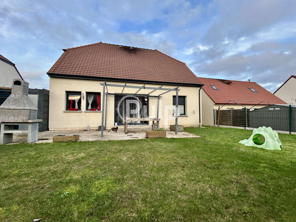Maison à MAZINGARBE