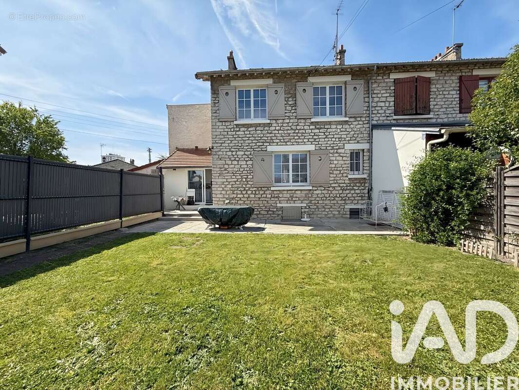 Photo 3 - Maison à MANTES-LA-VILLE