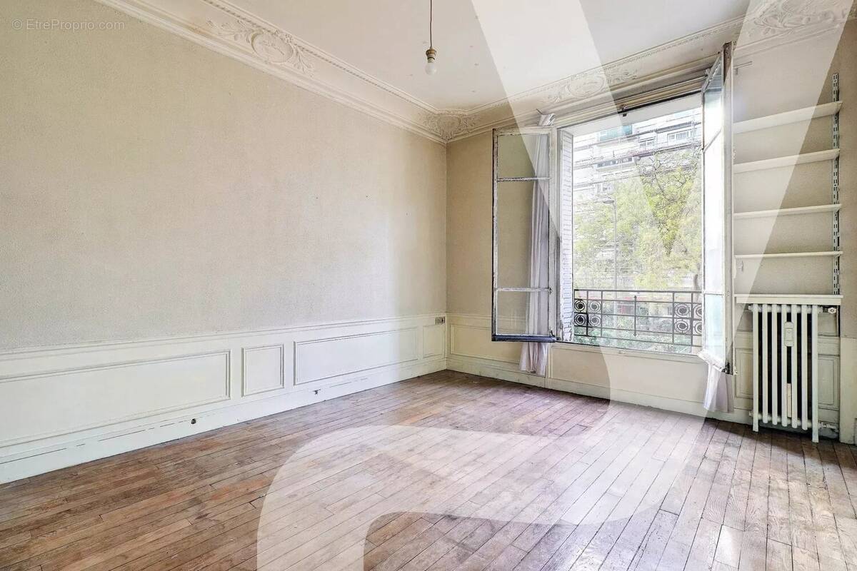 Appartement à PARIS-11E