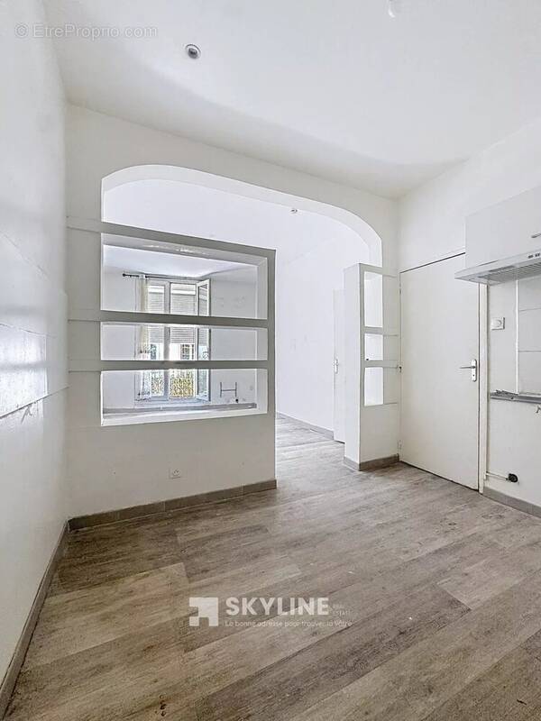 Appartement à MARSEILLE-9E