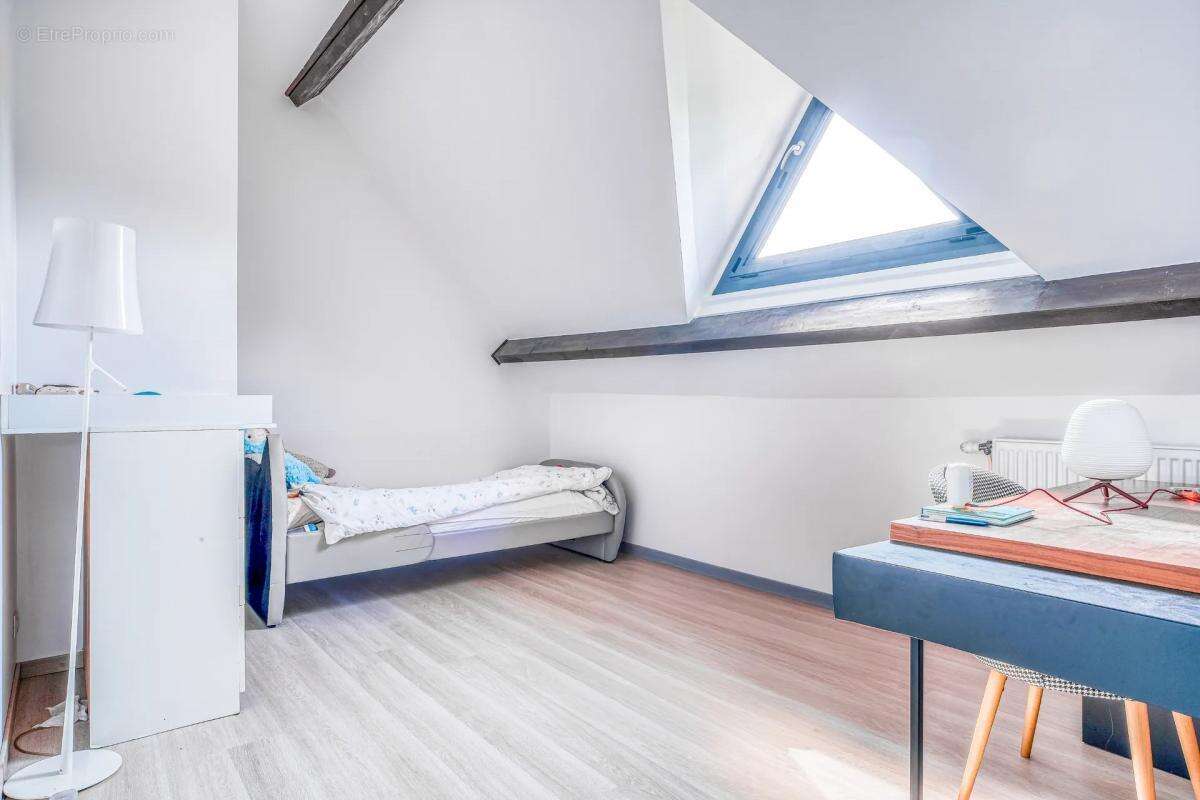 Maison à LIVRY-SUR-SEINE