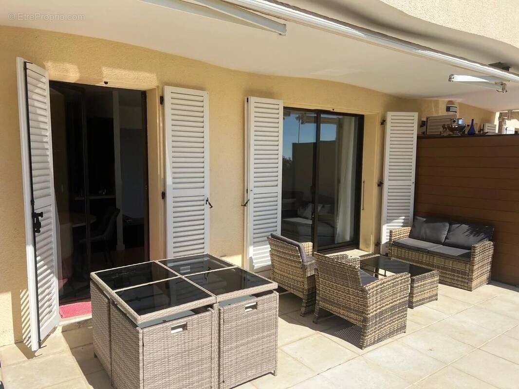 Appartement à VILLENEUVE-LOUBET
