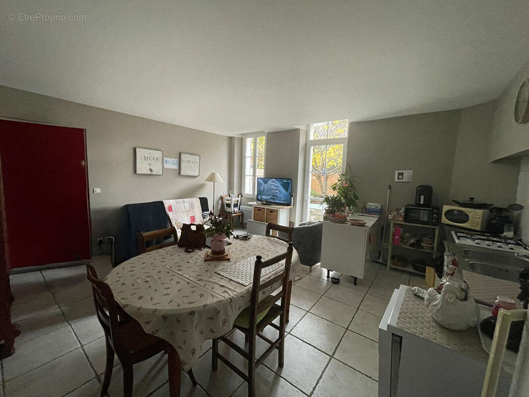 Appartement à ROBION