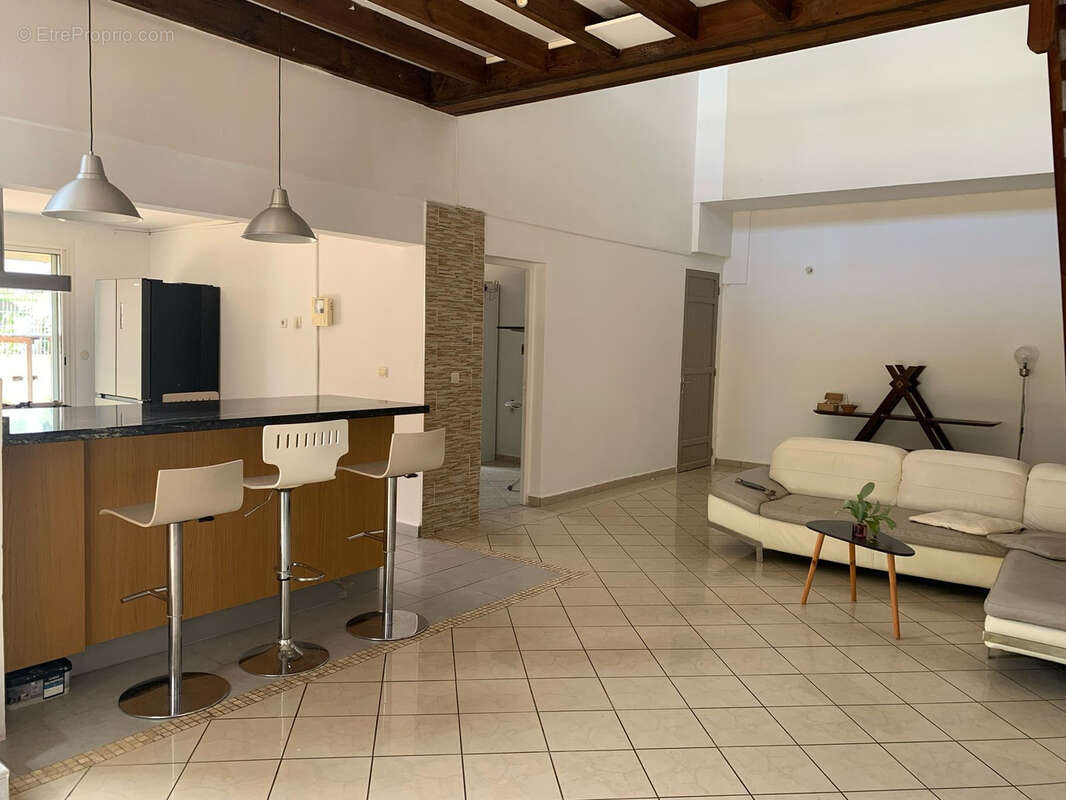 Appartement à SAINT-DENIS