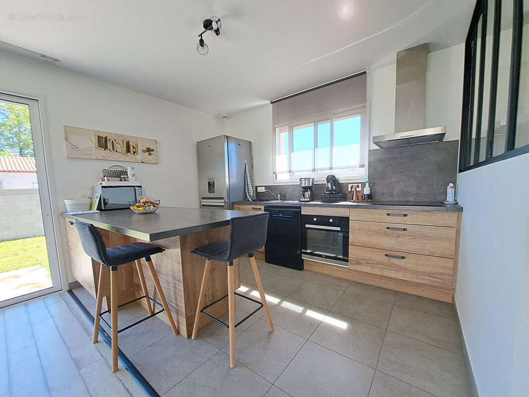 Maison à SAINT-CHRISTOPHE-DU-LIGNERON