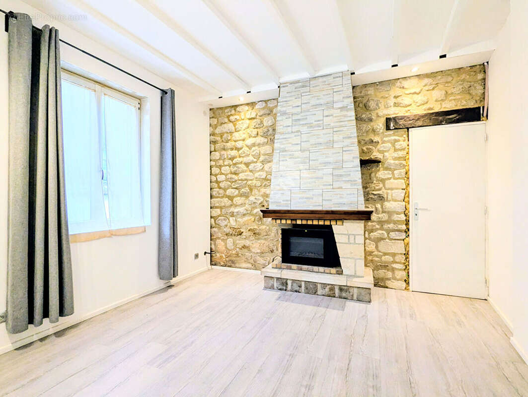 Maison à PONTAVERT