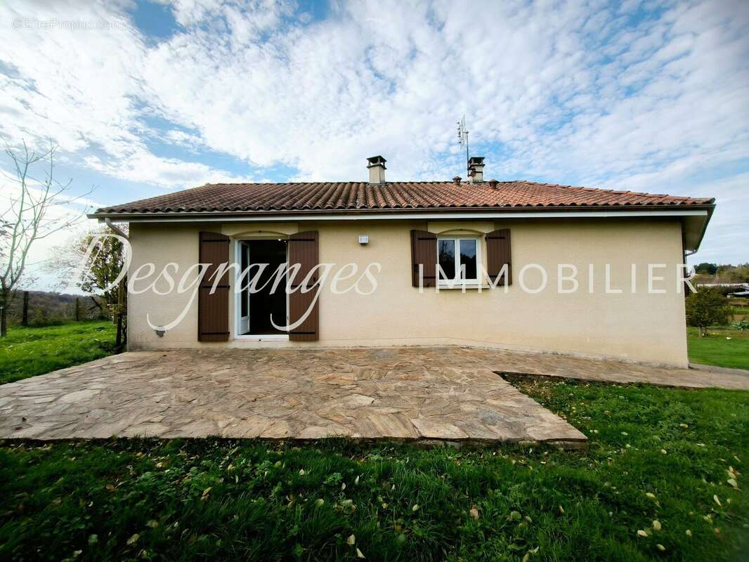 Maison à SAINT-MESMIN