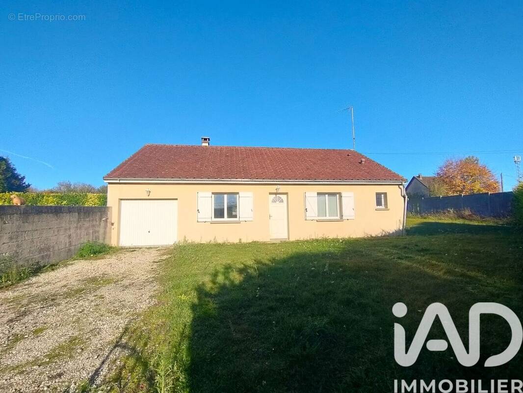 Photo 1 - Maison à COURGENAY