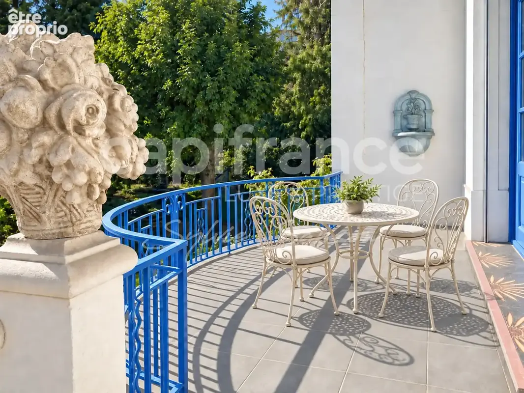 Mantes-la-Jolie – Demeure de caractère de 380 m², 14 pièces, jardin et garage - photo 5