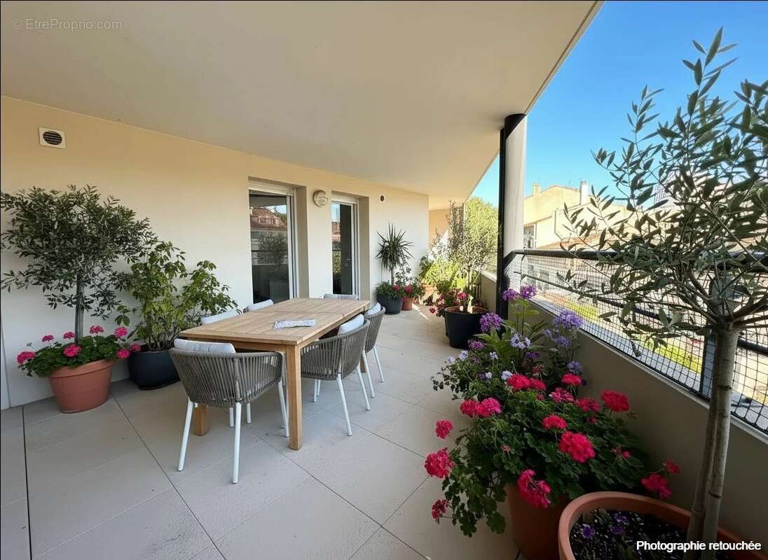 Appartement à MARSEILLE-8E