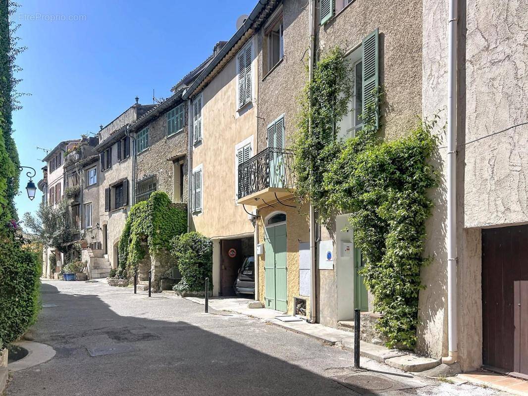 Maison à CAGNES-SUR-MER