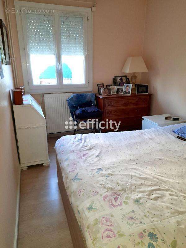 Maison à OZOIR-LA-FERRIERE