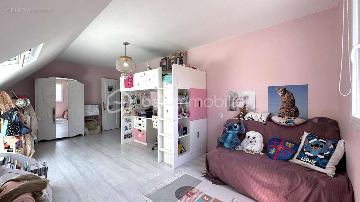 Maison à GRETZ-ARMAINVILLIERS