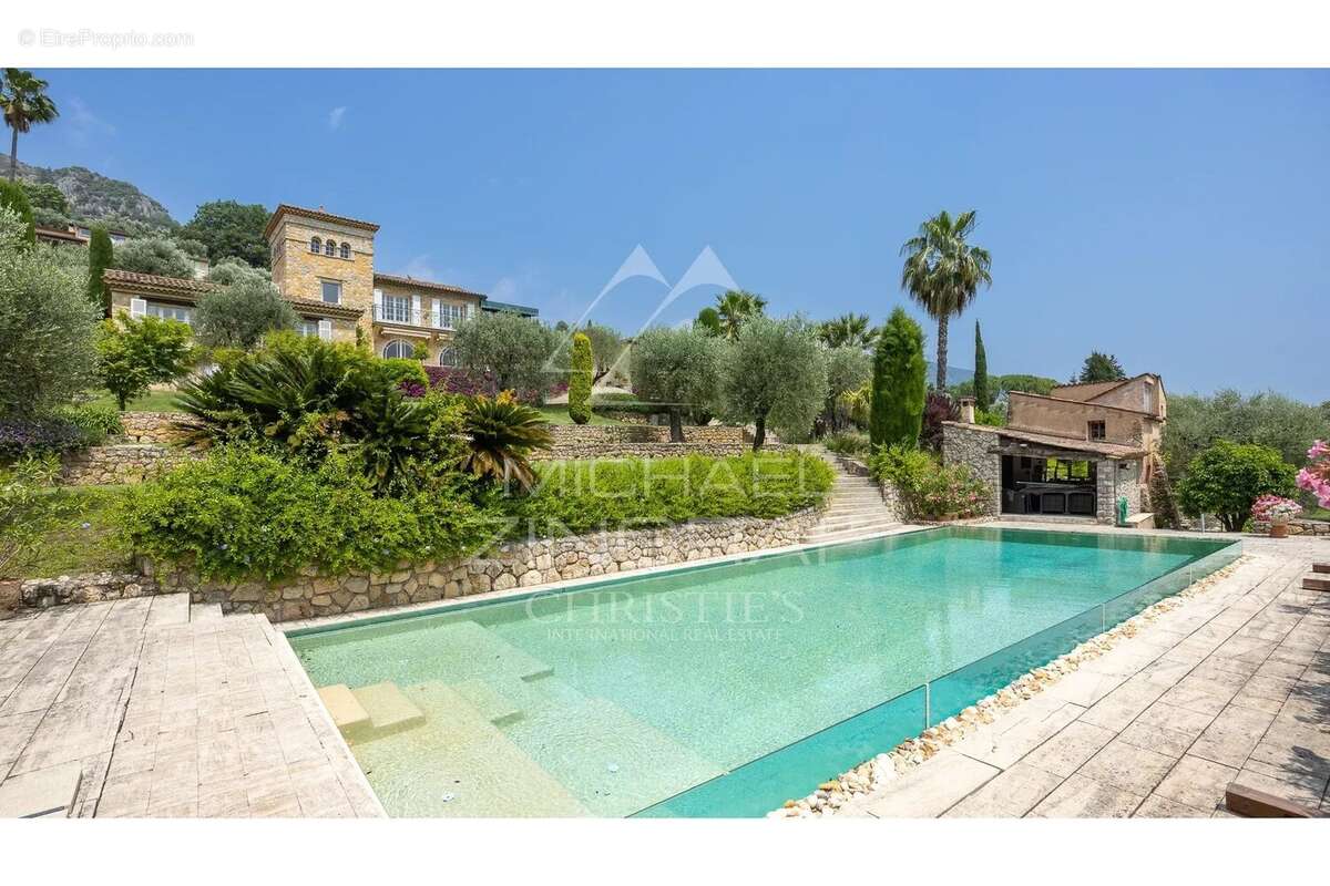 Maison à LE BAR-SUR-LOUP