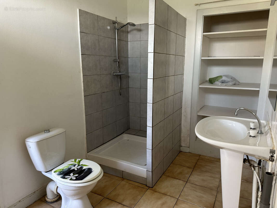 Maison à TROIS-VEVRES