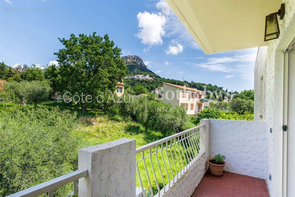 Appartement à VENCE