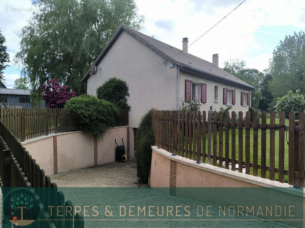 Maison à EPAIGNES