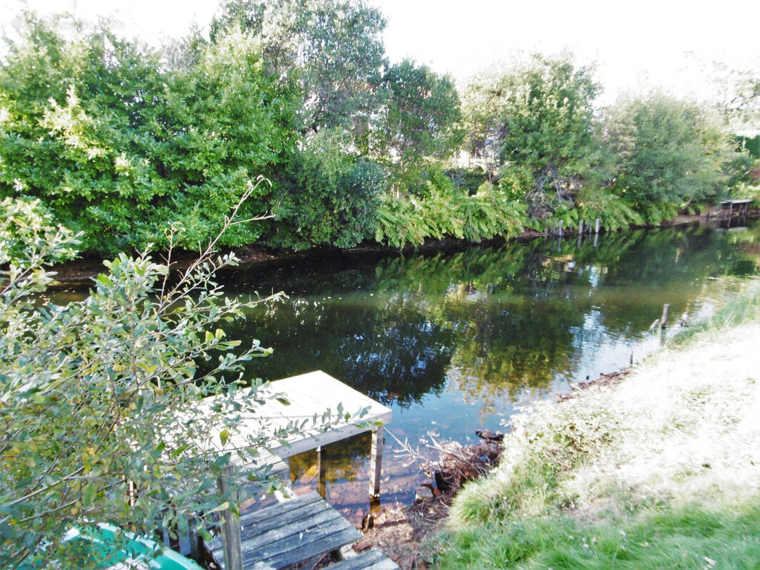 Terrain à LA TESTE-DE-BUCH
