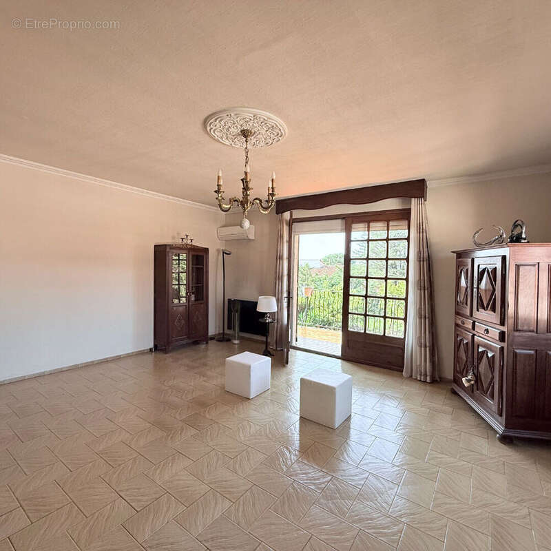 Maison Beziers 6 pièce(s) 160.79 m2 - photo 9