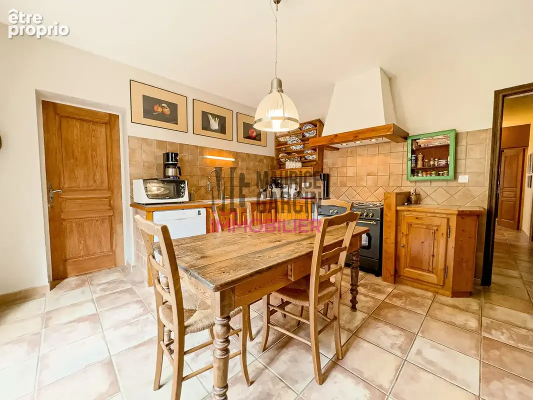 Maison 5 pièces 170 m² à vendre à Caderousse (84860) - photo 9