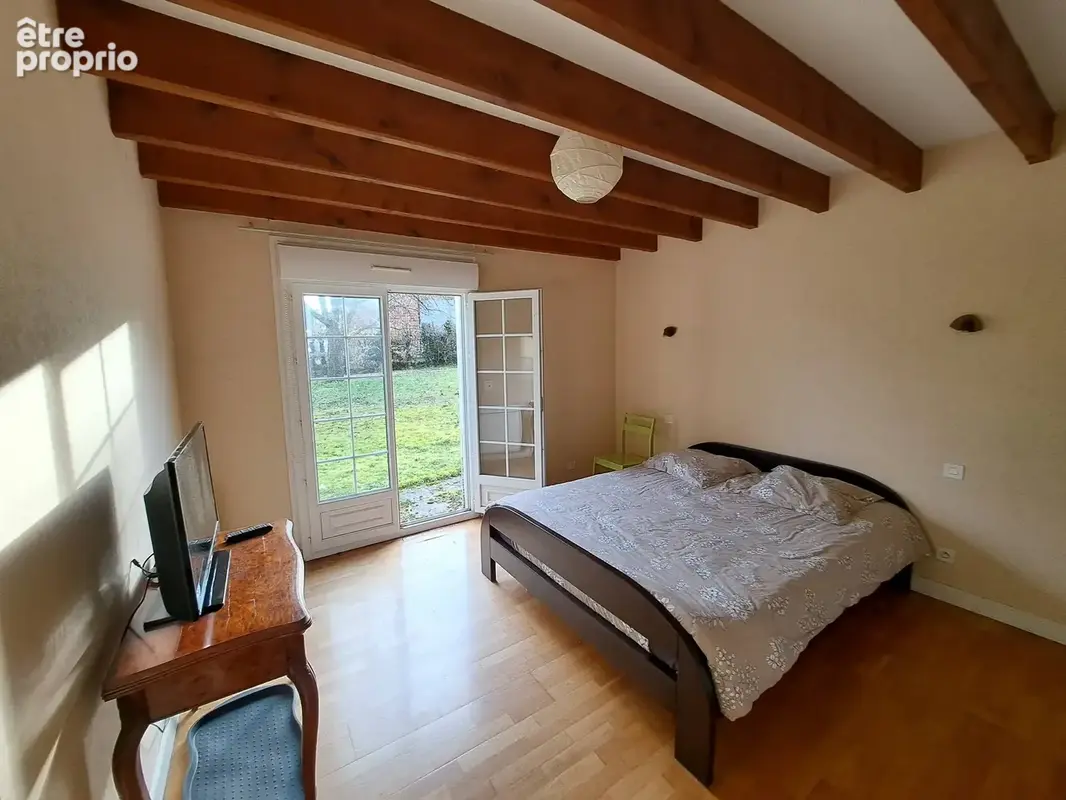 Grand pavillon  160m2 sur 1210m2 à 5mn BOUILLY - photo 4