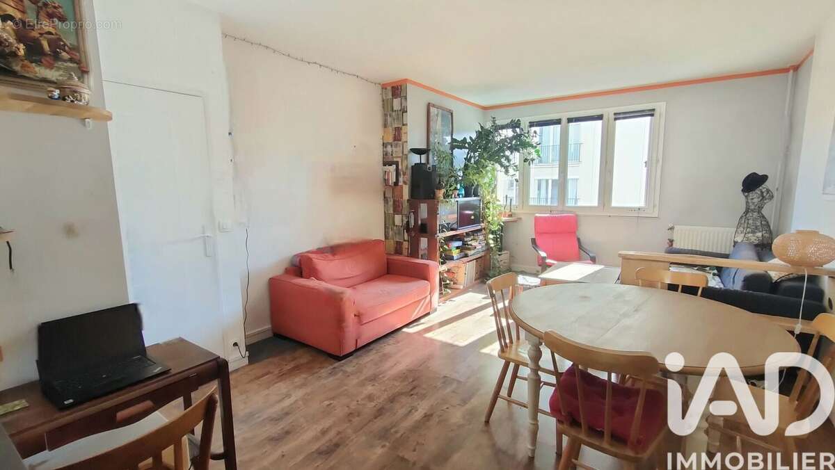 Photo 2 - Appartement à PARIS-20E
