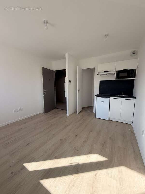 Appartement à PIERRE-BENITE