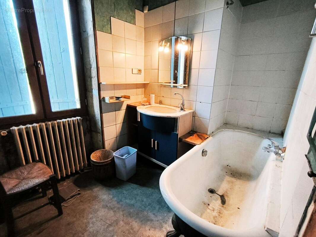 Maison 111 m² à Mauzens-Et-Miremont  - photo 8