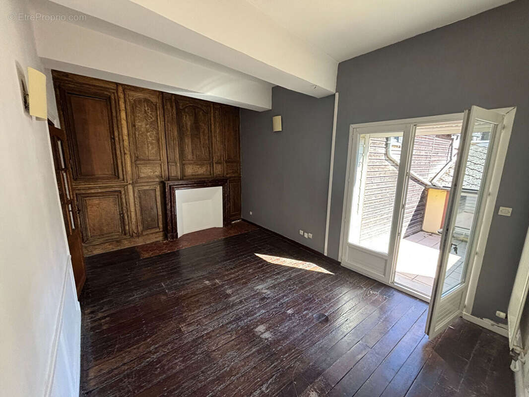 Appartement à VERVINS