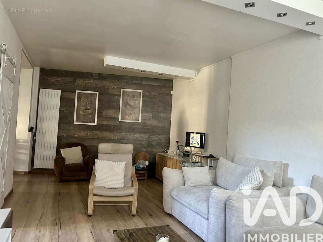 Photo 8 - Maison à VILLIERS-LE-BEL