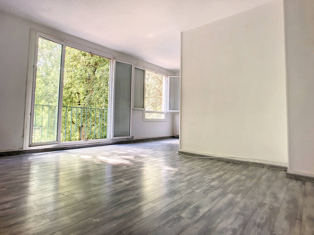 Appartement à RUEIL-MALMAISON