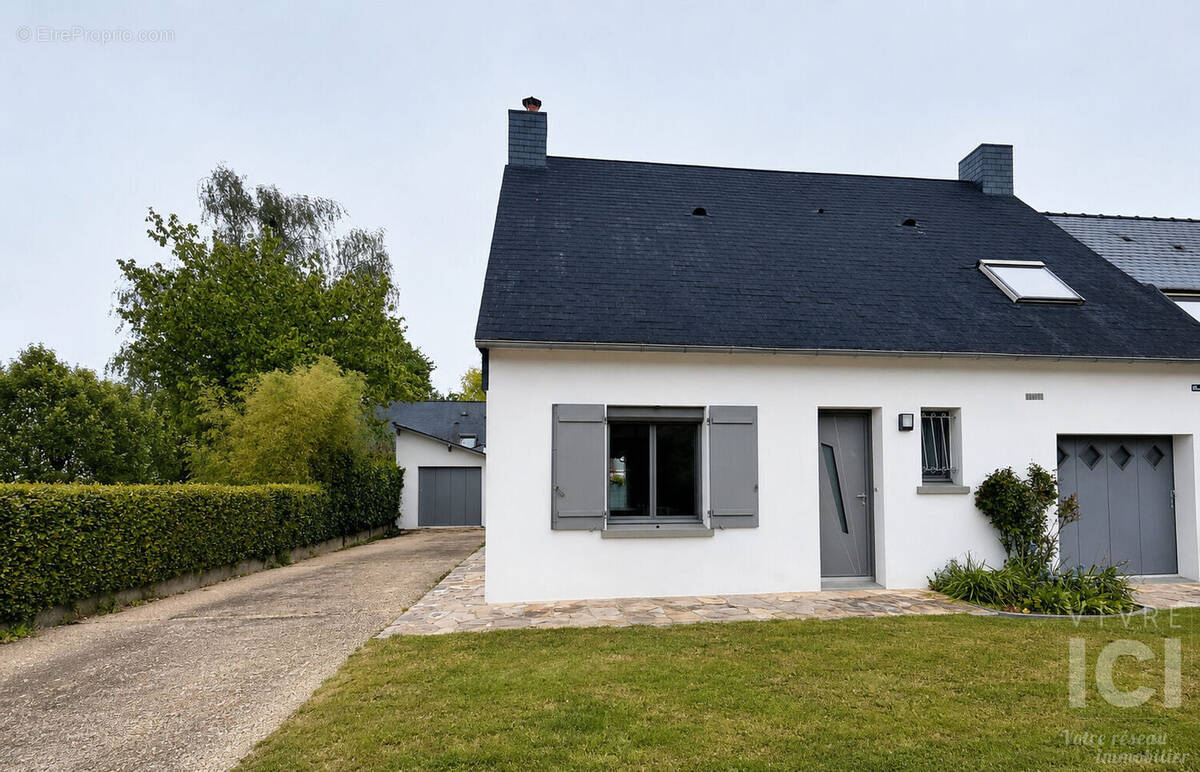 Maison à SAINTE-LUCE-SUR-LOIRE